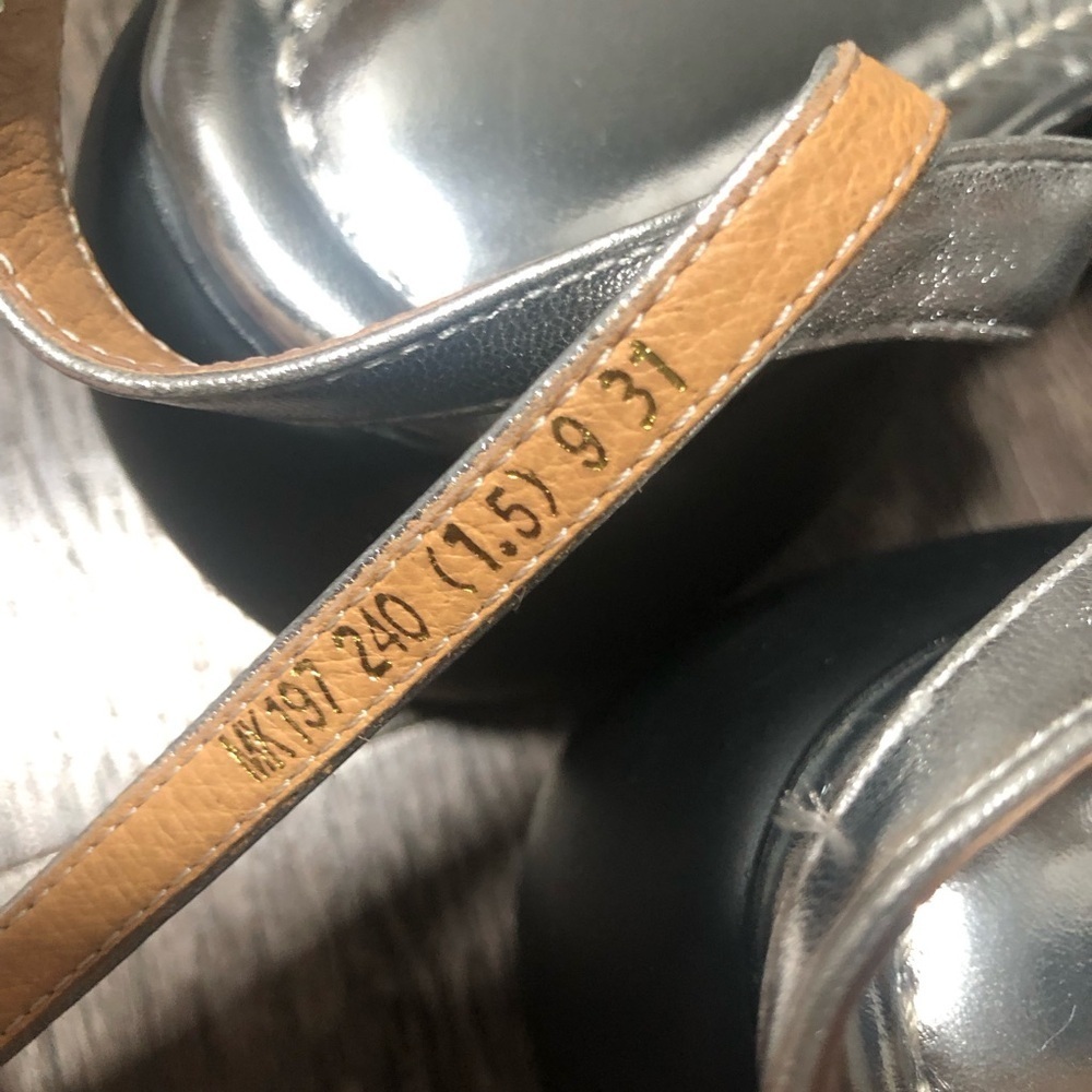 Silver Metallic Chunky Platform Heels Ankle Strap Sandals Size 7.5 - Picture 5 of 7